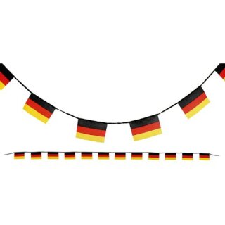 Girlande Deutschlandflagge mit 12 Deutschland-Flaggen - 5m Länge